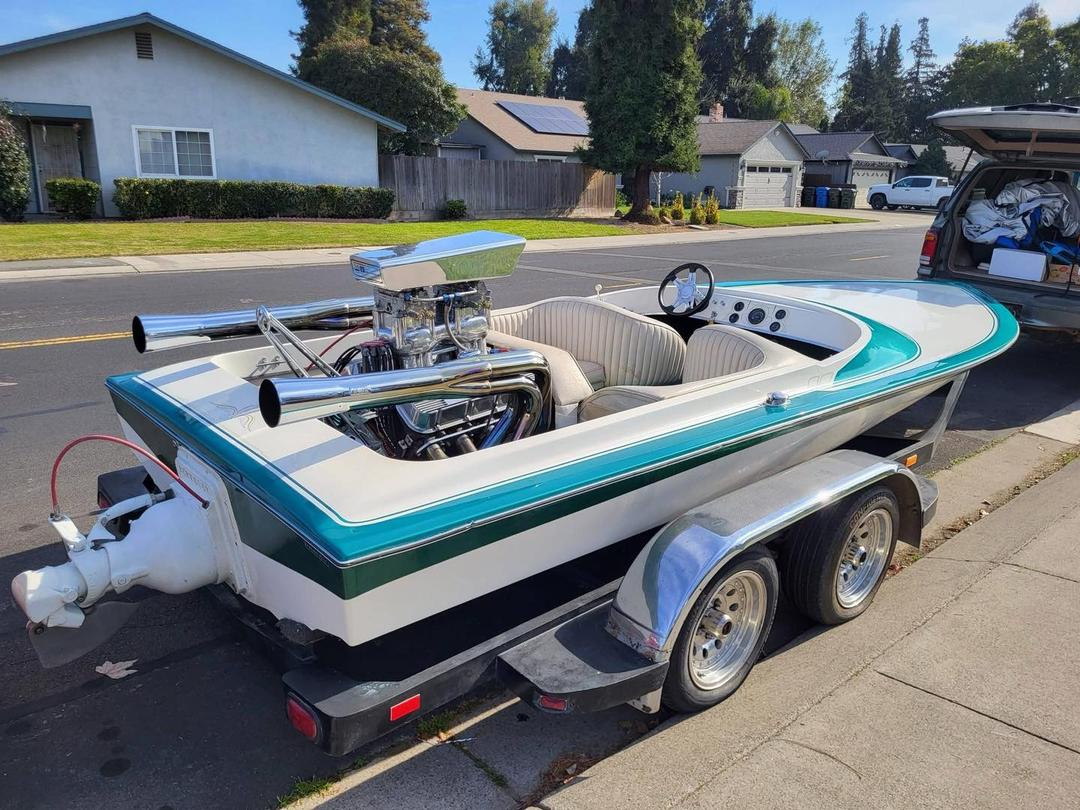 1975 GlasProd jet boat