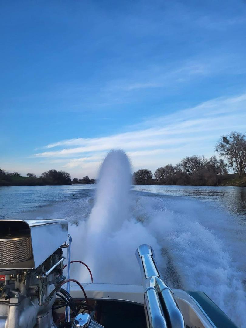 1975 GlasProd jet boat - Image 10