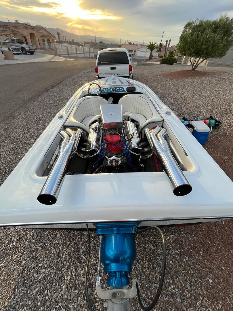 87’ 19ft Dana jet boat - Image 16